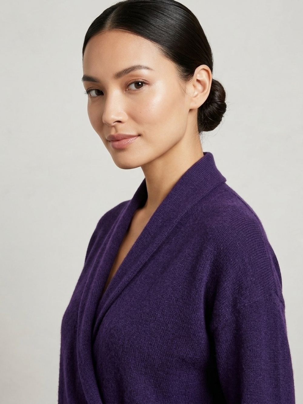 C by Bloomingdales 100% Cashmere Faux Wrap Sweater V Neck Cozy⁠ XS